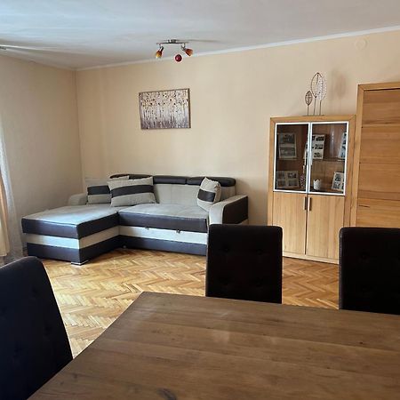 Dioniss Apartment 锡比乌 外观 照片